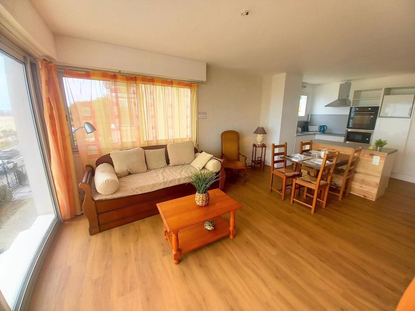 Royan - Vue Mer Pour Cet Appartement Face A La Plage - Grande Conche Exteriér fotografie